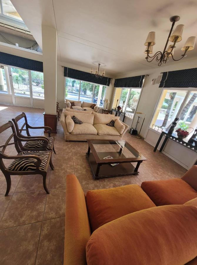 Hotel Portico Norte Tartagal Екстер'єр фото
