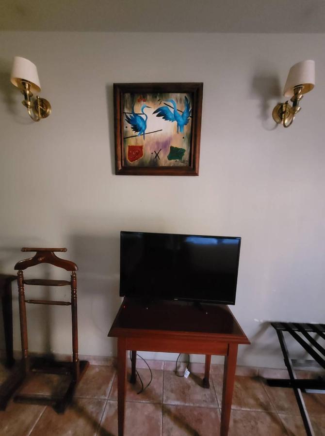 Hotel Portico Norte Tartagal Екстер'єр фото