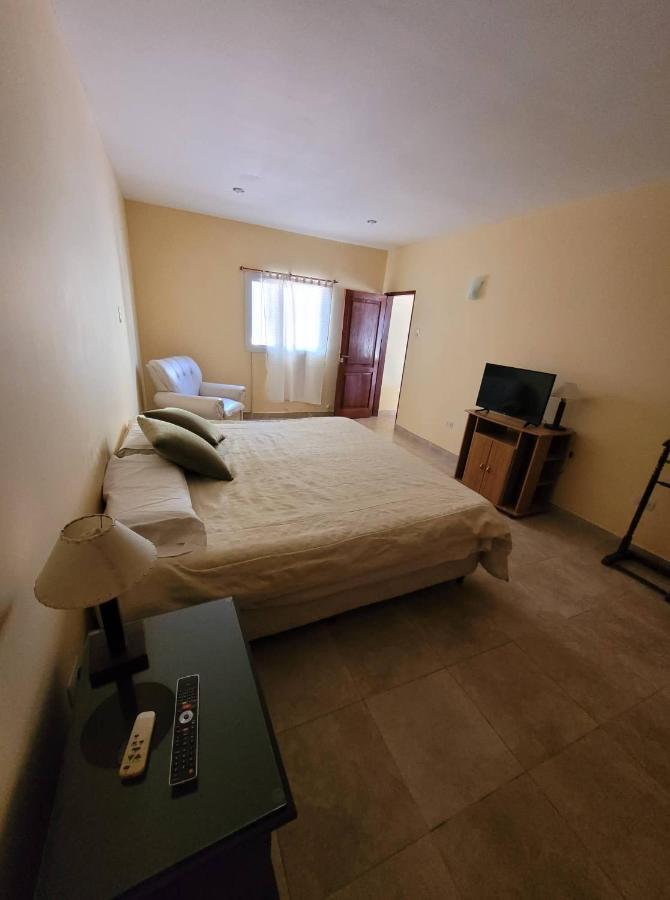 Hotel Portico Norte Tartagal Екстер'єр фото