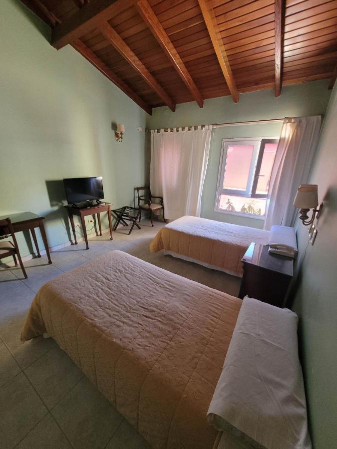 Hotel Portico Norte Tartagal Екстер'єр фото